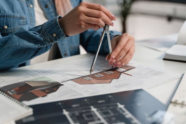 Construction supplies catalog connected to the budget in CoPres